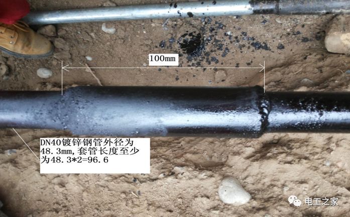 一條完成開關柜安裝，電纜橋架施工，電纜敷設及布線施工，照明配電箱施工